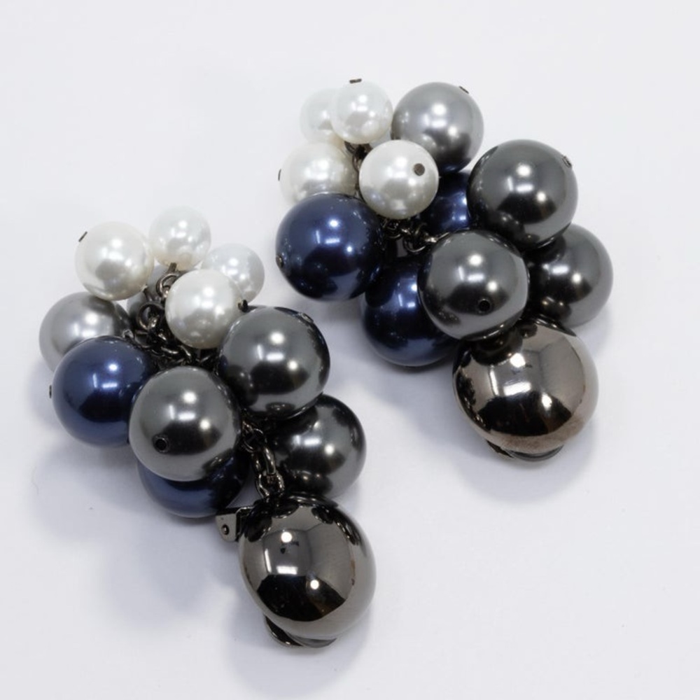Oscar De La Renta Metallic Faux Metallic Pearl Vine Cluster Clip on Earrings